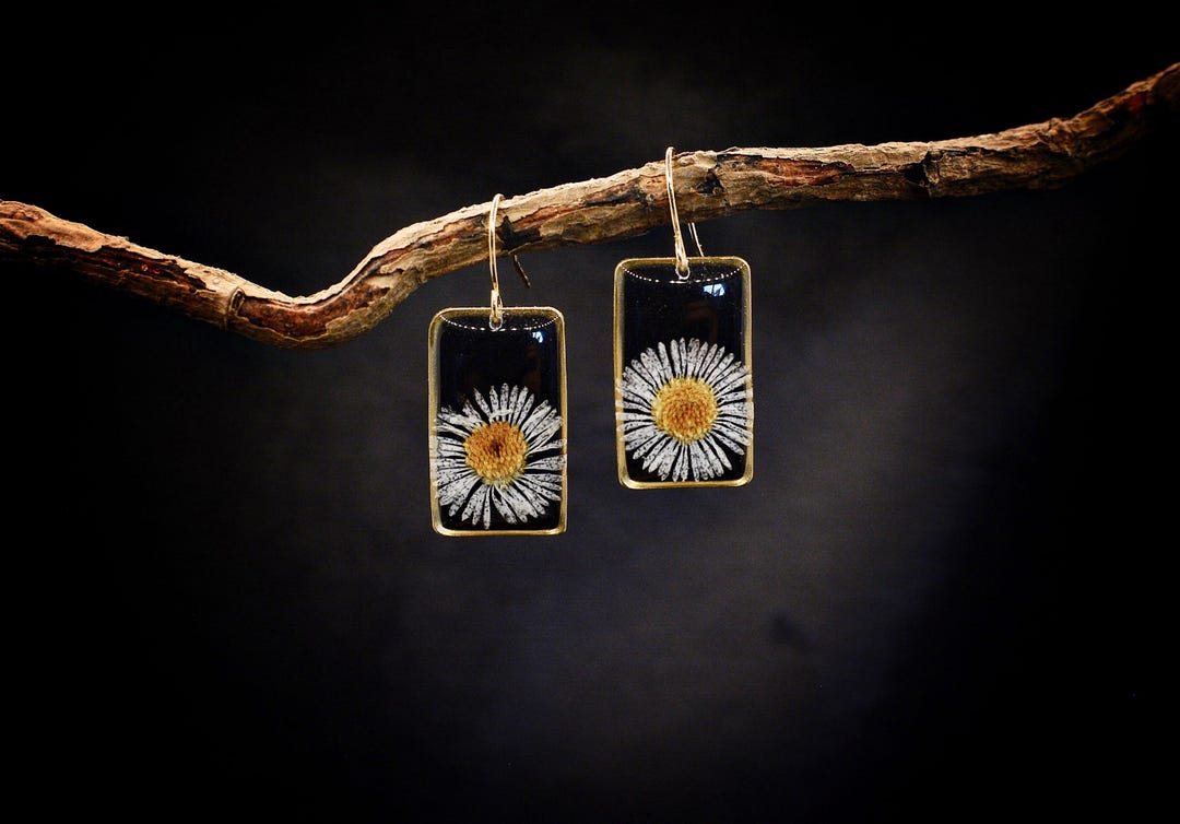 ◆VINTAGE HOLLYWOOD◆ Nature Daisy Earrings VH2435EA001M Vintage Hollywood] Daisy Bloom Garden Earrings_VH2534E