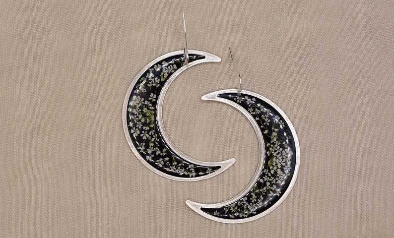 Crescent moon earringssilver moon earringsqueen annes lacemoon phase earringscelestial jewelrygothic jewelrypressed flower earrings