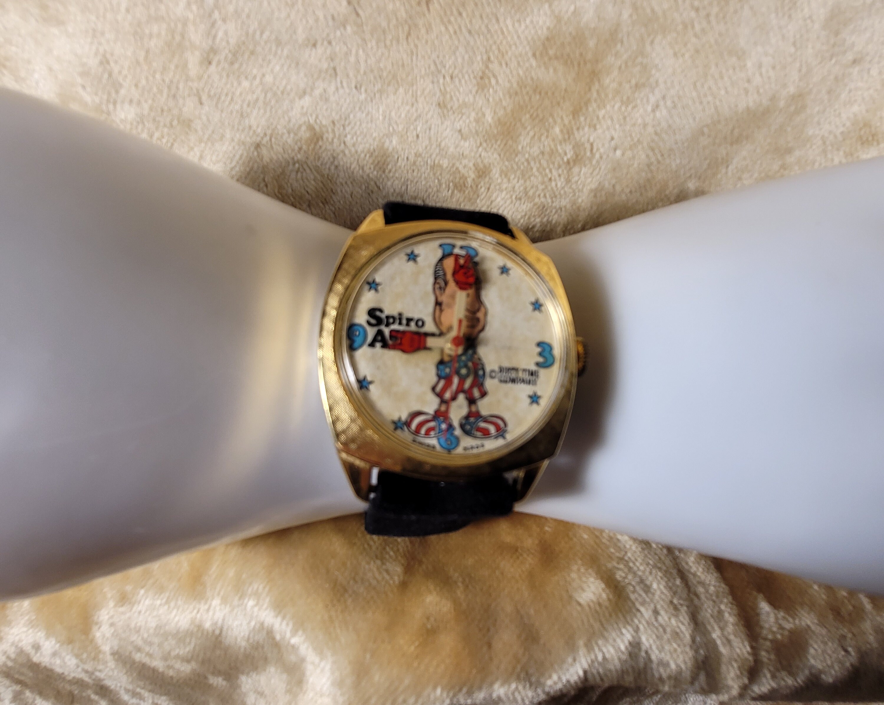 1969 VINTAGE Spiro Agnew Watch #13828 - Original Dirty Time