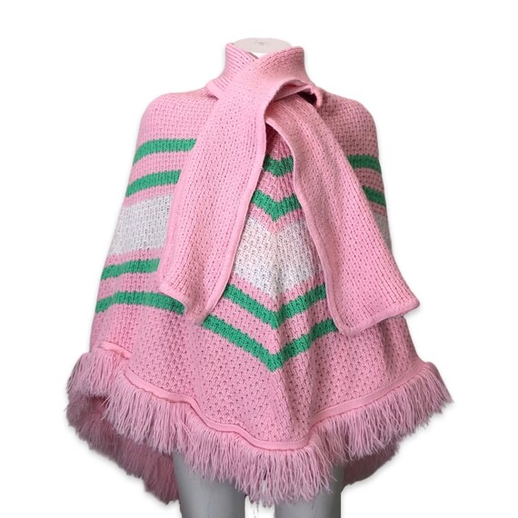 6-8years Vintage kids knit poncho with attached s… - image 4