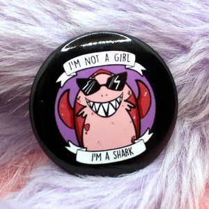 Nimona Nicht ein Mädchen, ich bin ein Hai Nimona-Rundschreiben (38 mm)