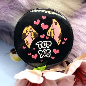 Top Hund schwarz Cartoon pelzigen runden Abzeichen (38 mm)