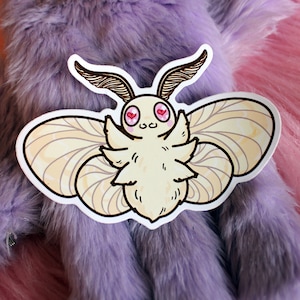 Cabbage The White Moth With Heart Eyes Sticker (7cm)