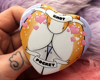 Knot Pocket Furry Heart Badge (55mm) - Deer Butt with Hearts