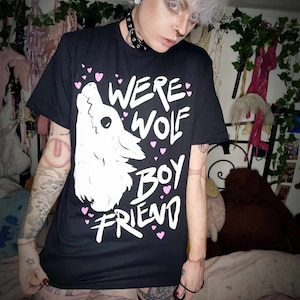 T-shirt petit ami noir loup-garou