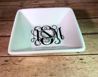Monogram White Ring Dish, Personalized Ring Dish,  Custom Jewelry Dish, Gifts for Her