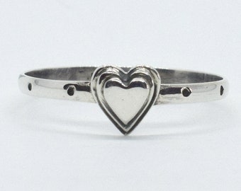 Lovely "Heart" ring in sterling silver 925, Handmade ring, Stacking ring, Skinny silver stacking ring, Stackable ring, Love ring.