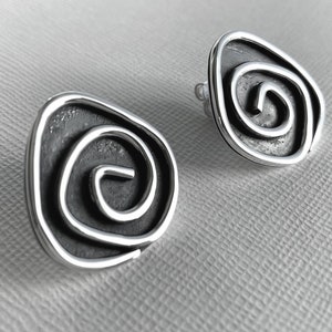 Spiral earrings in sterling silver, contemporary jewelry, handmade earrings, unique, exclusive