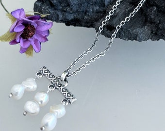 Sterling Silver Necklace with Timeless Pearl Pendant - Elegant Chain Jewelry