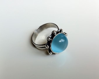 Handmade sterling silver ring with cat-eye stone in various colors to choose from