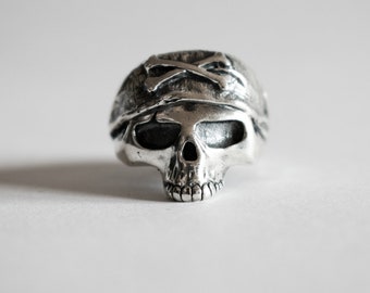 Skull ring, pirate skull ring, sterling silver ring, biker skull ring, handmade skull ring