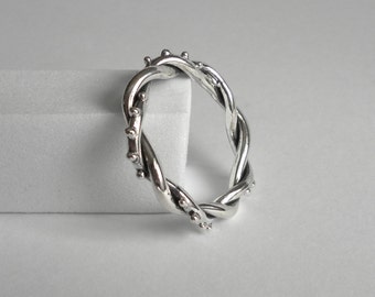 Sterling silver ring, interlaced ring, polished and oxidized ring, handmade ring
