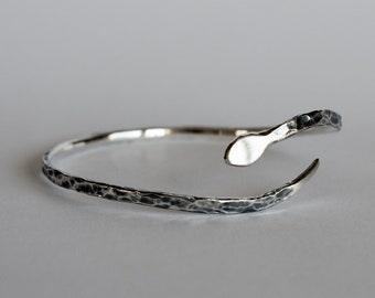 Snake bracelet in sterling silver (925), Handmade Tribal Snake Cuff, Snake Bangle, Cobra Bracelet, Serpent Bracelet, Adjustable Bracelet