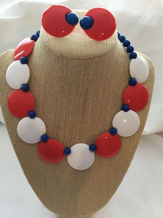 Vintage Red White Blue Patriotic Lucite Necklace … - image 7