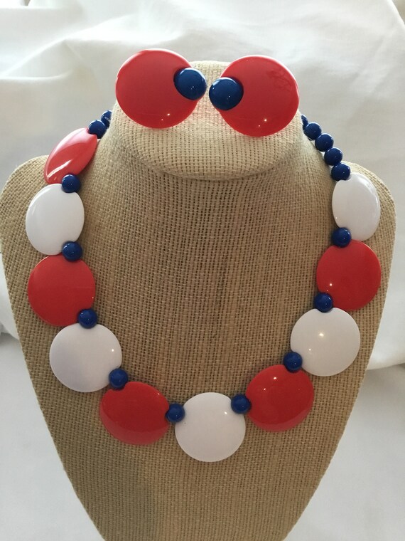 Vintage Red White Blue Patriotic Lucite Necklace … - image 6