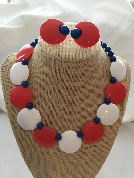 Vintage Red White Blue Patriotic Lucite Necklace … - image 5