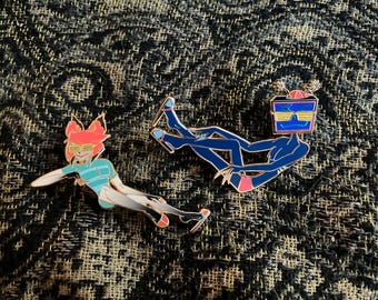 Hazbin Hotel Enamel Pins – Vox and Alastor, RadioStatic, Gold Plated 2"