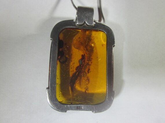 Vintage Sterling Silver Baltic Honey Amber Pendant - image 5