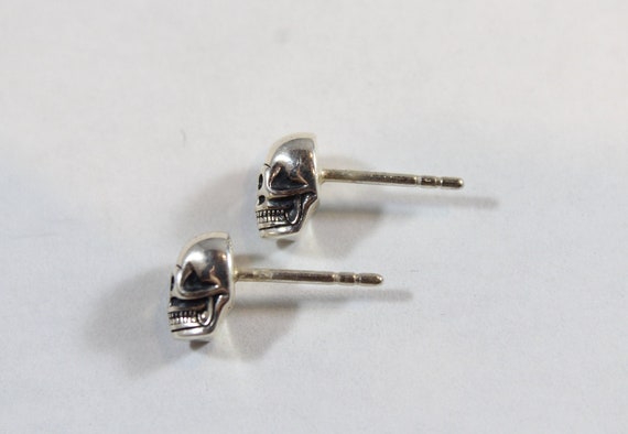 Vintage Sterling Silver Skull Skeleton Small Earr… - image 4