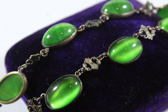 Antique Art Deco Oval Shape Green Glass Necklace - image 3