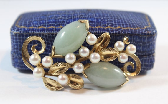 Vintage 14k Gold Ming Natural Pearls and Jade Lea… - image 1