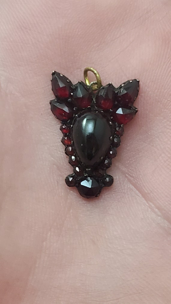 Antique Victorian Bohemian Garnet Pendant - image 4