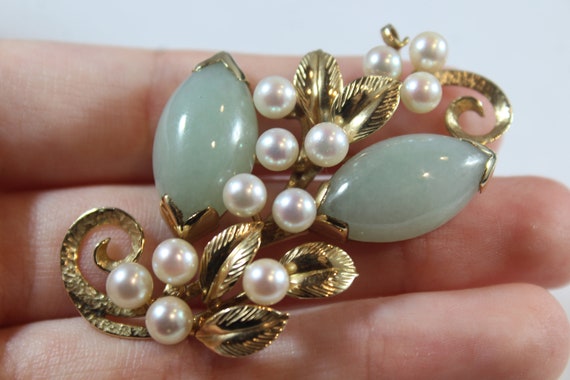 Vintage 14k Gold Ming Natural Pearls and Jade Lea… - image 2