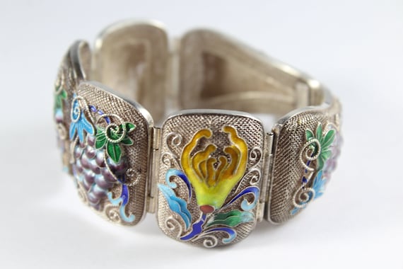 Sterling Silver Enameled BELIEVE Stretch Bracelet Sterling Silver Enameled BELIEVE Stretch Bracelet