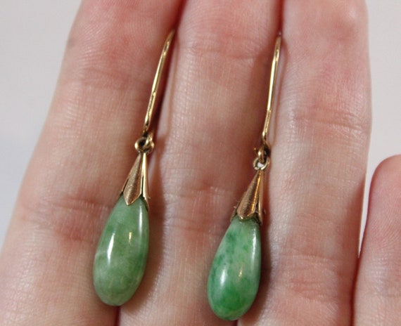 Vintage 14k Gold Tear Drop Natural Jadeite Earring - image 3