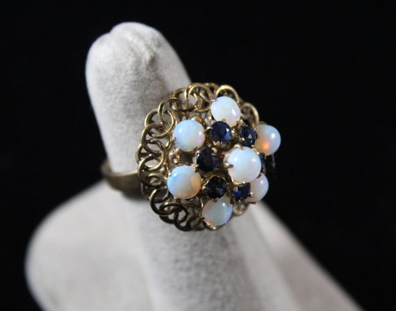 Vintage 18k Gold Natural Round Opal with Blue Sto… - image 1