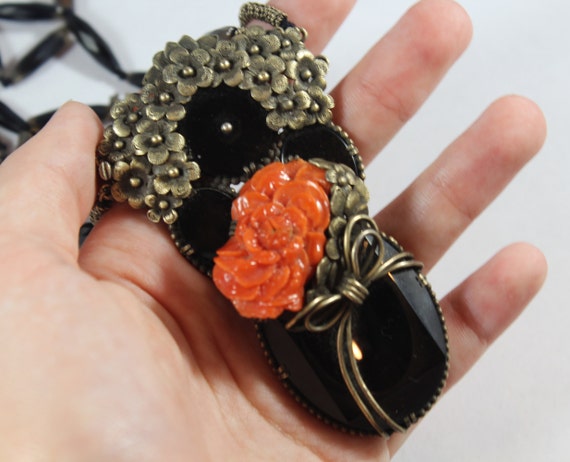 Antique Gold Filled Black Onyx with Natural Carve… - image 4