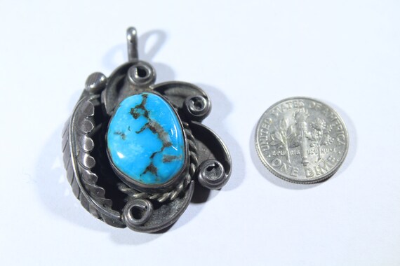 Vintage Sterling Silver Navajo Turquoise Pendant - image 5