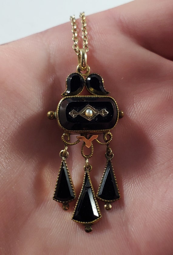 Victorian 10k Gold Black Onyx Pendant Necklace