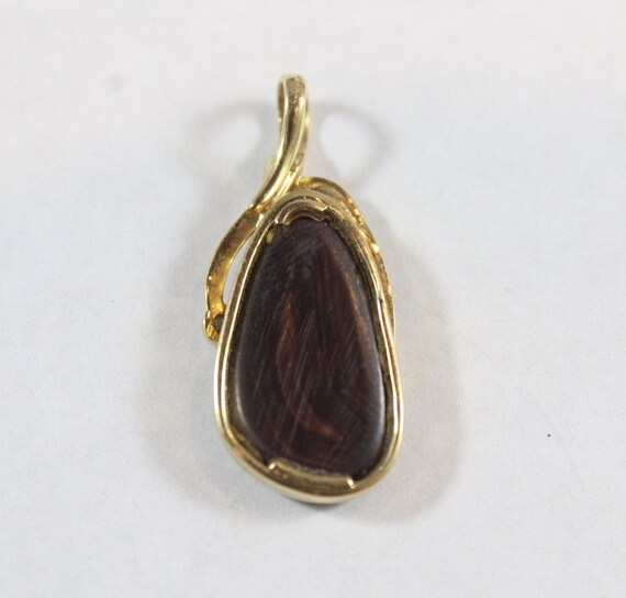 Vintage 18k Gold Natural Opal with Diamond Pendant - image 5