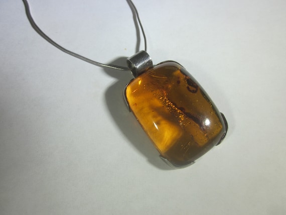 Vintage Sterling Silver Baltic Honey Amber Pendant - image 1