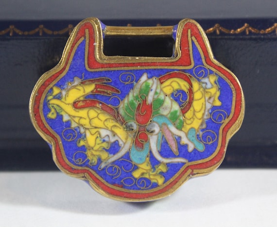 Vintage Enamel Chinese Yellow Dragon Lock - image 2