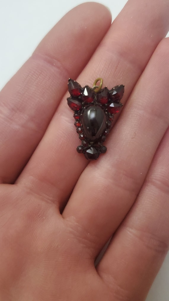 Antique Victorian Bohemian Garnet Pendant - image 3