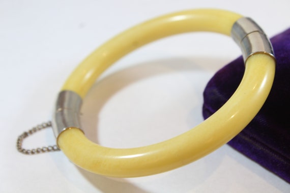 Vintage Sterling Silver Natural Yellow Jade Brace… - image 1