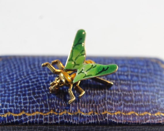 Vintage 14k Gold Green Enamel Fly Bug Brooch - image 1