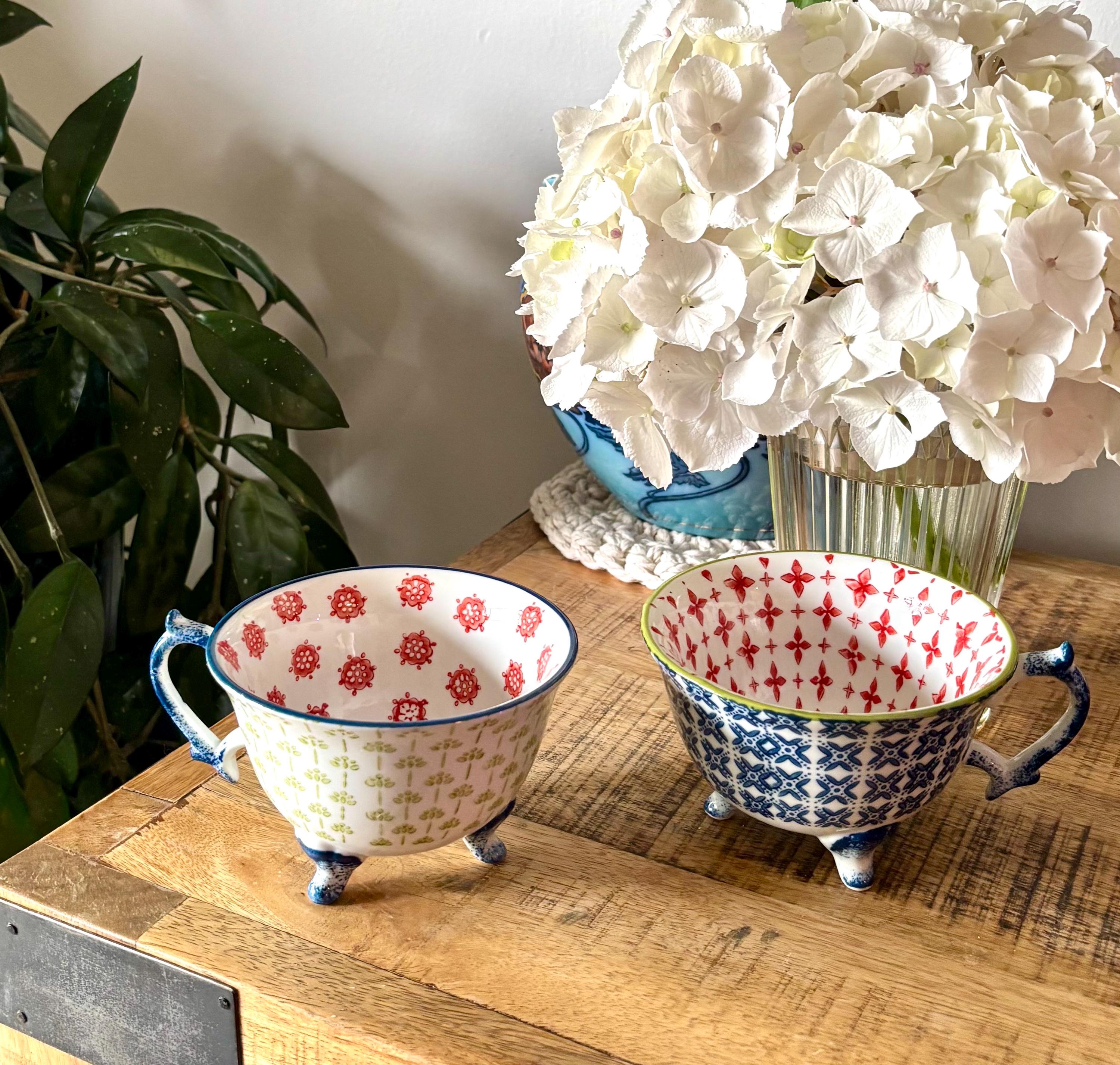こんぺいとう　ベルギー　ビンテージパーテーション3台分 3 Legged Tea Cup - Etsy
