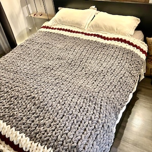 Handmade Chunky Knit Blanket: Work Sock Design, Cozy Chenille