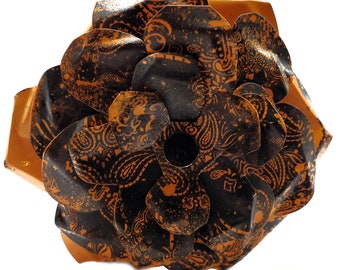 Farmhouse Flower (Antique Orange)