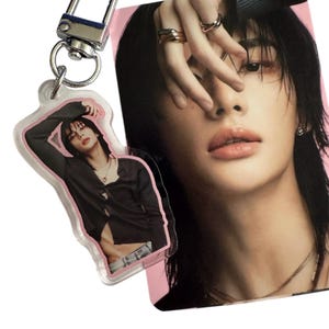 Hyunjin Stray Kids Kpop Keychain Bias Gift Accessory Accessories Stay Deco Jiniret Boyfriend Kawaii Acrylic Birthday Model Skz