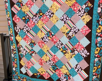 Frühling Blumen, Überwurf Quilt, Blumen Quilt, moderner Stoff. Moderner Überwurf Quilt, Blumen Wandbehang, Frühling Quilt, Frühling Decke, Blumen Quilt