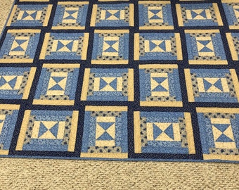 Double Court House Steps Quilt, Blue and Cream, 78x78