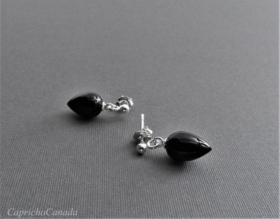 onyx teardrop earrings