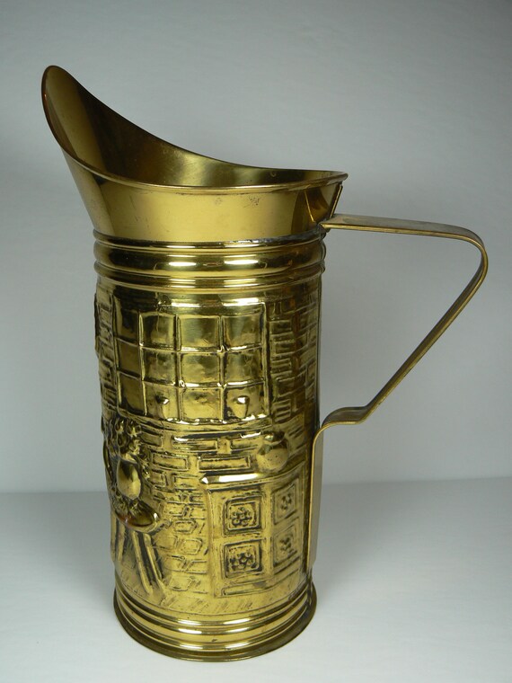 Vintage Repousse Messingkrug Ewer Krug Becher Peerage England 22 cm