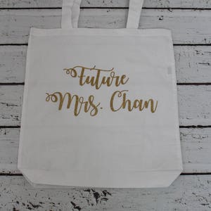 Personalized curly cursive Future Mrs tote with applique