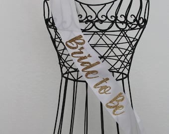 Schärpe Zum 21. Geburtstag Schwarz Mit Goldfolie – 80 Cm Lang, Satin, Mit Anstecknadel, „21 & Hot Buy Me A Shot“