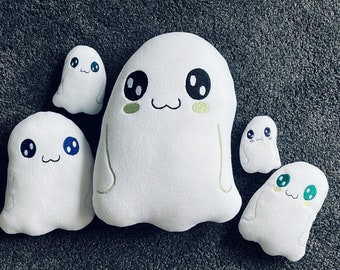 In the hoop ITH Cute Halloween Ghost Stuffy, Heatbag, Keyring Pet, or dog toy (6 sizes)